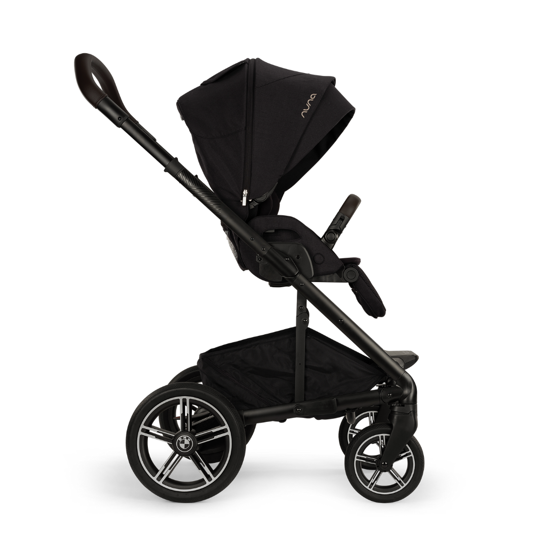 Carucior 2 in 1 Nuna x BMW Mixx