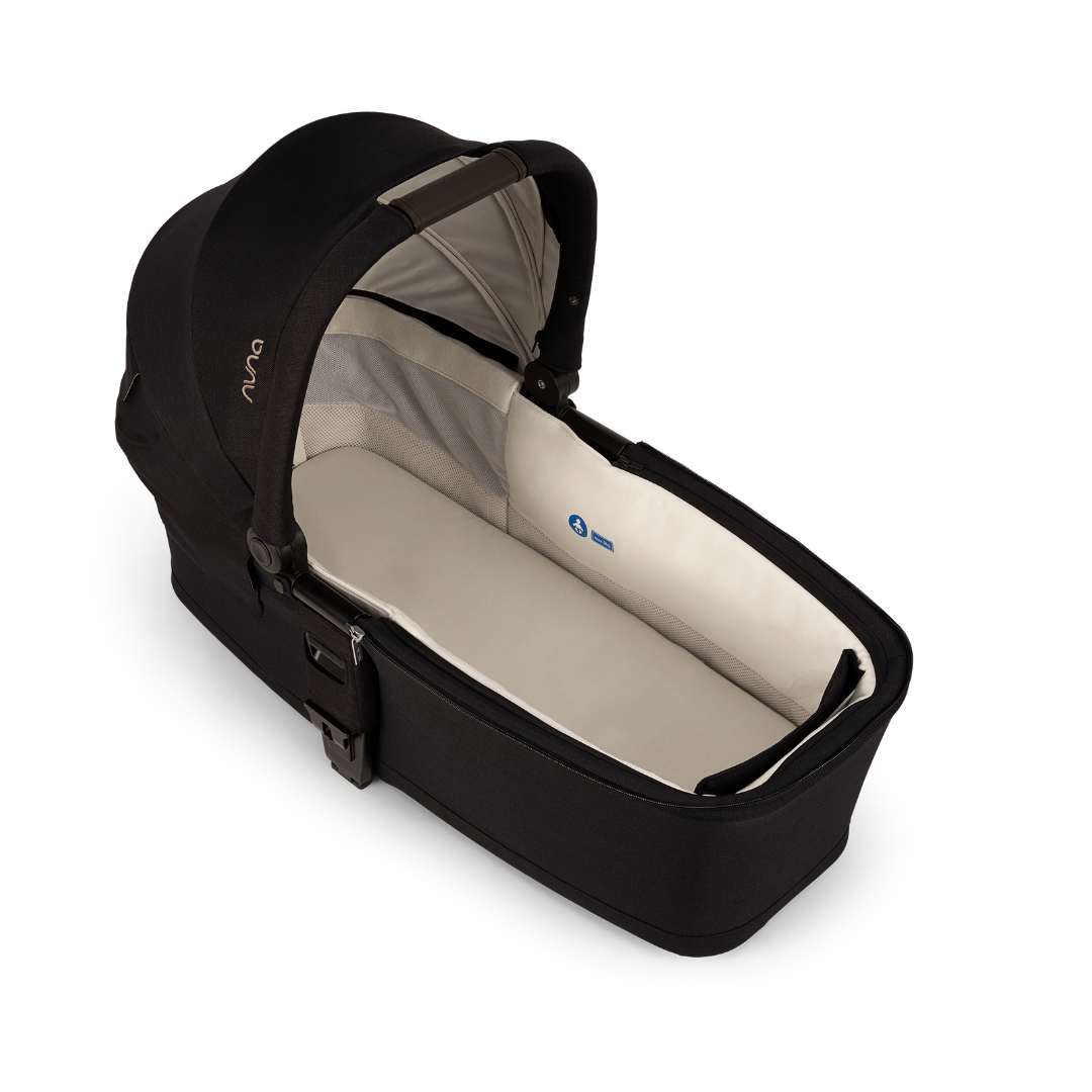 Carucior 2 in 1 Nuna x BMW Mixx