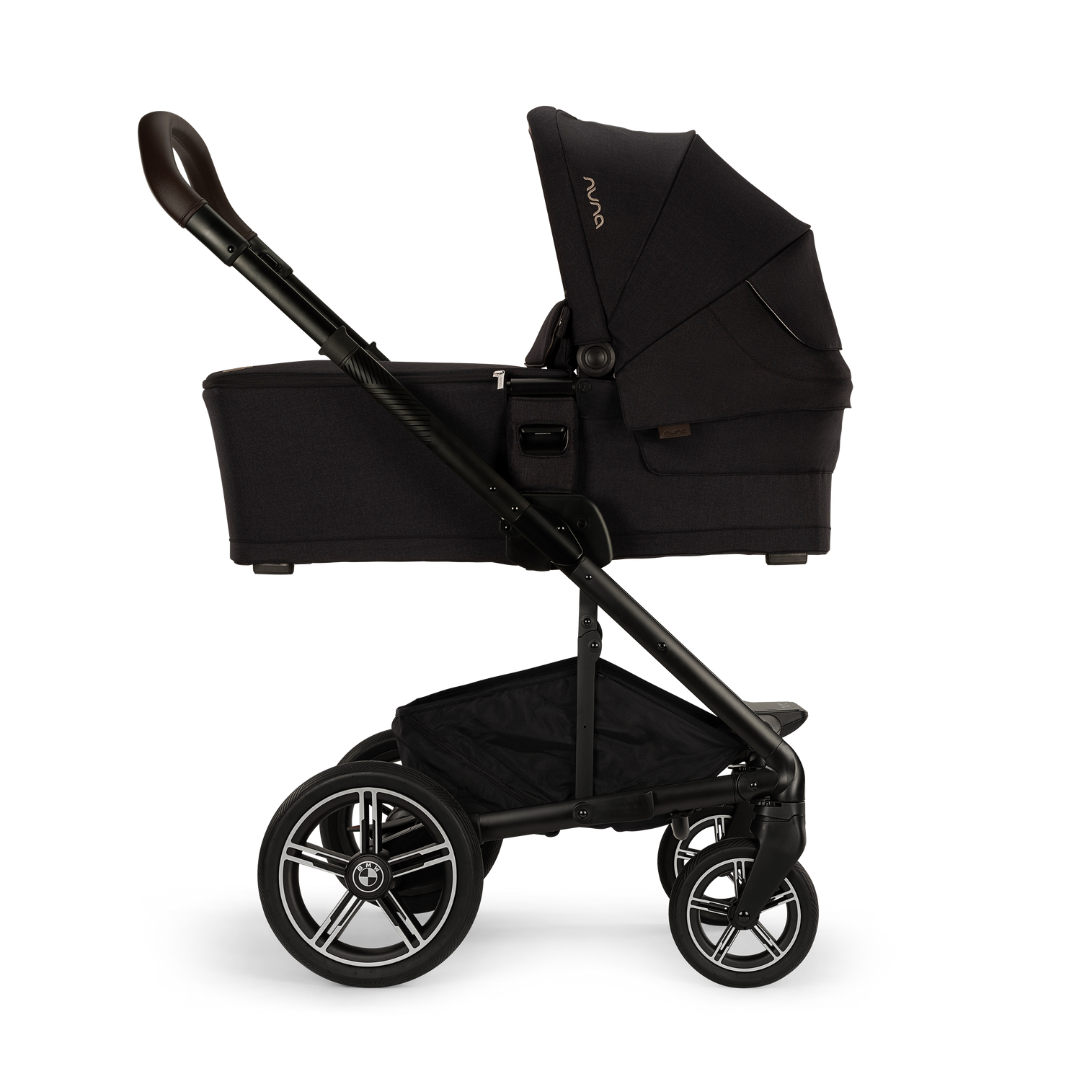 Carucior 2 in 1 Nuna x BMW Mixx