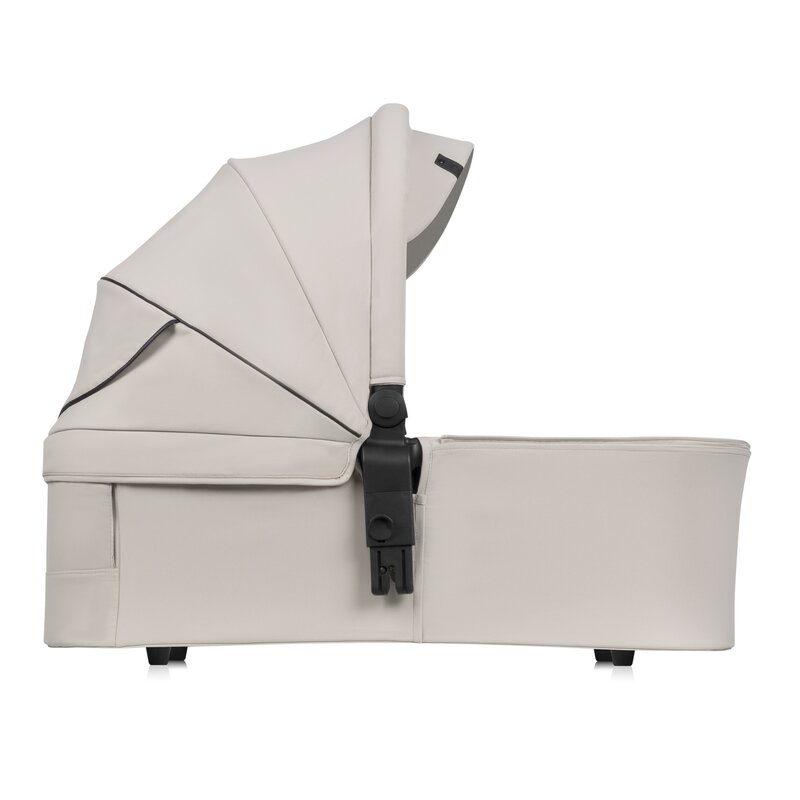 Carucior 3 in 1, Lionelo, Amber Plus, Cadru aluminiu, Cu landou intarit si salteluta moale, Cu scoica auto testata ADAC, Reversibil, Maner ajustabil, Cu accesorii, Cu ventilatie panoramica 3D, Pana la 22 kg, EN1888-1, EN1888-2, EN1466, ECE R129, Bej