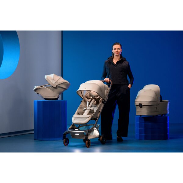 Carucior Maxi-Cosi Fame Cabin Ultra-Compact, 0 luni - 4 ani, 0 - 22 kg