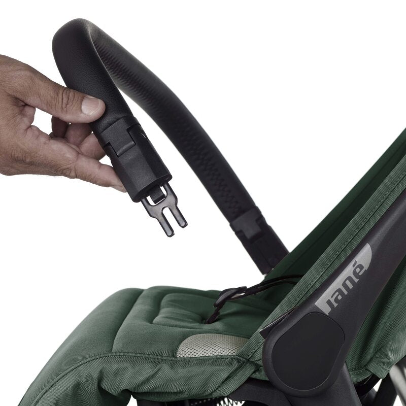 Carucior sport, Jane, Clap, Sistem compact de pliere care permite transportul caruciorului la bordul aeronavei, Cadru din aluminium, De la nastere pana la 26Kg, Conform cu standardul european EN 1888-2:2018+A1:2023, Botanic