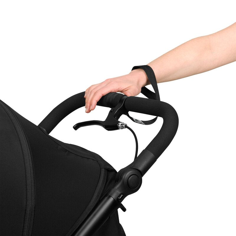 Carucior sport, Lionelo, Azura, Cu 3 roti, Cu baldachin XXL impermeabil, Pliere compacta, Pana la 22 kg, 6-48 luni, Conform cu standardele europene de securitate EN1888-1 si EN1888-2, Negru