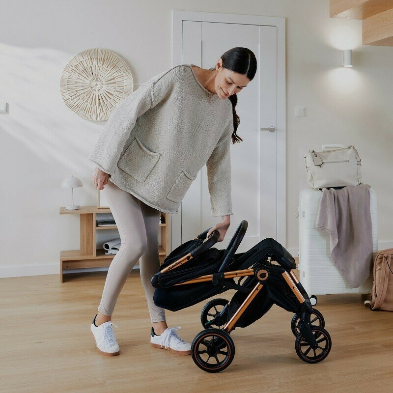 Carucior sport Lionelo Cloe, Black Onyx