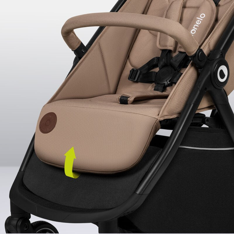 Carucior sport, Lionelo, Ingrid, Capotina impermeabila cu filtru UPF50+, Pana la 22 Kg, Spatar reglabil in 3 pozitii, Include suport pahar si plasa de tantari, Sistem pentru pliere automata, 6 luni+, Bej
