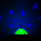 Carusel muzical Baby Mix 4 jucării, Albastru – proiecție luminoasă cu stele