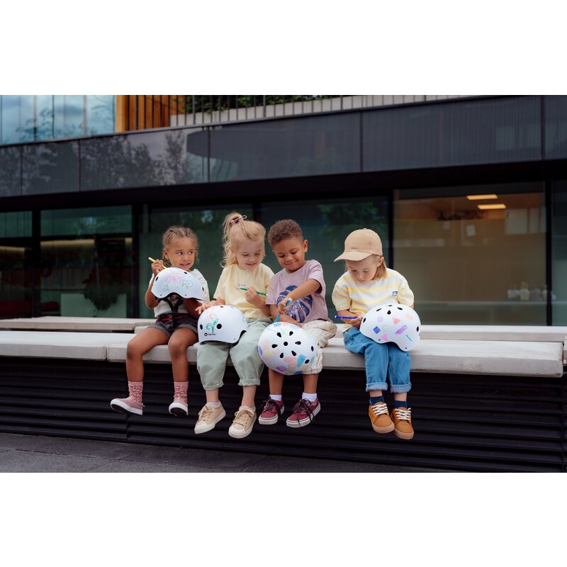 Casca pentru copii, Lionelo, Reglabila 50-56 cm, Din ABS si EPS, Conform cu standardul EN1078, Bej