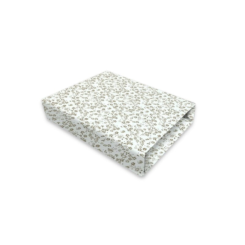 Modelul Premium Meadow al cearșafului MimiNu 80x35 cm
