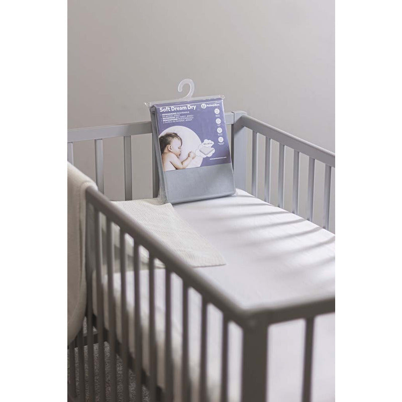 Cearceaf cu elastic, Petite&Mars, Soft Dream, Din Jersey, Lavabil la masina pana la 40 de garde, 120x60 cm, Alb