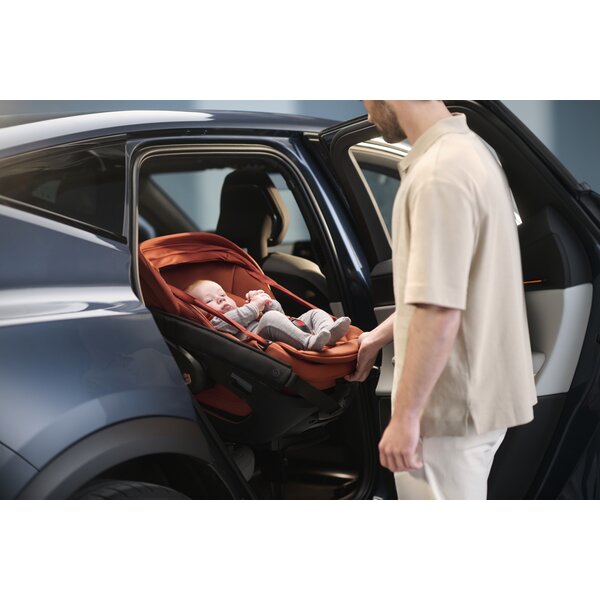 Scoica Auto Modulara Maxi-Cosi Coral Slide Pro i-Size 2in1 Full Lie-Flat