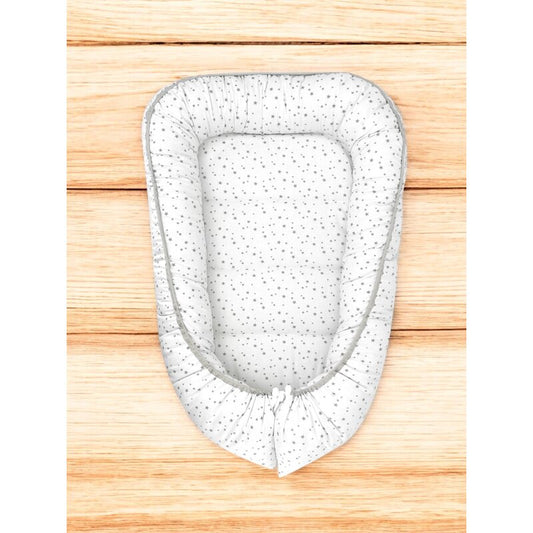 Cosulet bebelus, MimiNu, Pentru dormit, Baby Cocoon 75x55 cm, Husa 100% bumbac, Din bumbac certificat Oeko Tex Standard 100, Mini Gray Stars