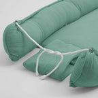 Baby nest New Baby Muselina 80x50 cm, Verde – detaliu al șnurului