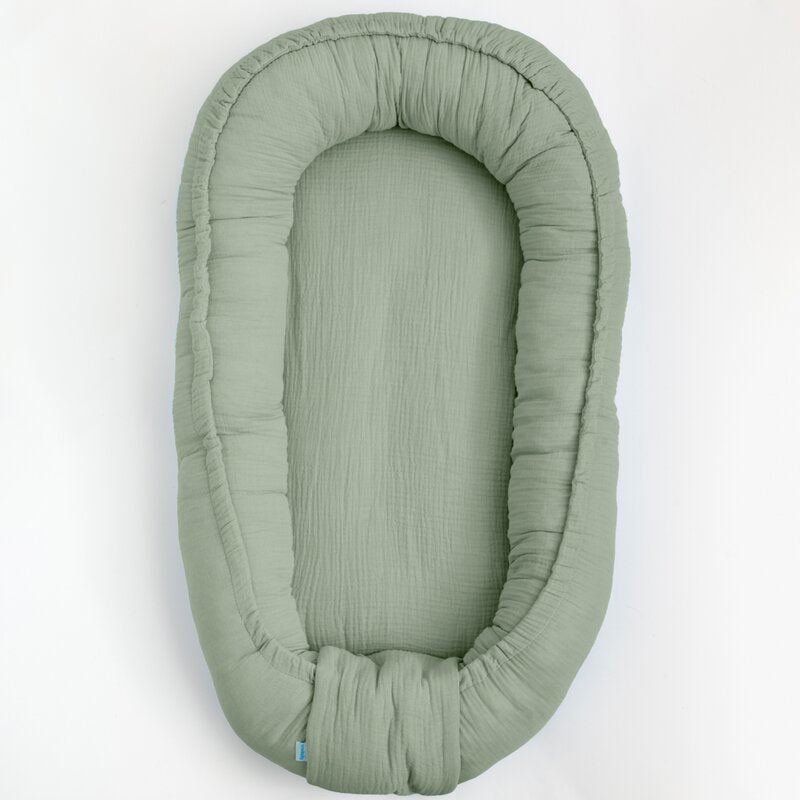 Cosulet bebelus, New Baby, Pentru dormit, Baby Nest 80 x 50 cm, Din muselina, Din materiale certificate Oeko Tex Standard 100, Salvia
