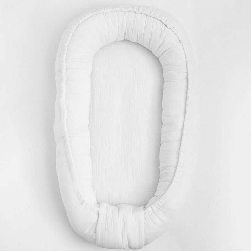 Cosulet bebelus, New Baby, Pentru dormit, Baby Nest 80 x 50 cm, Din muselina, Din materiale certificate Oeko Tex Standard 100, White