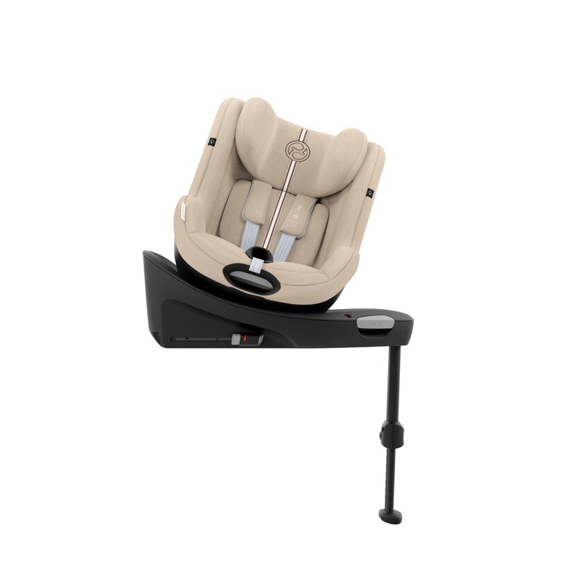 Scaun auto Cybex Sirona G3 i-Size, urcarea copilului cu rotatie 360 grade