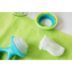 Dispozitiv de hranire Nuby pentru fructe si legume cu capac 6 luni+
