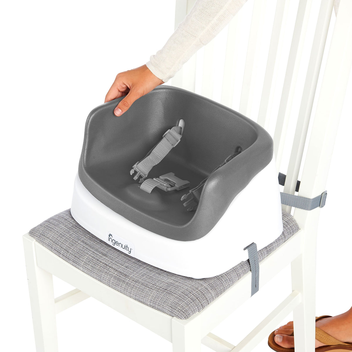 Ingenuity Booster pentru scaun de masa SmartClean Toddler