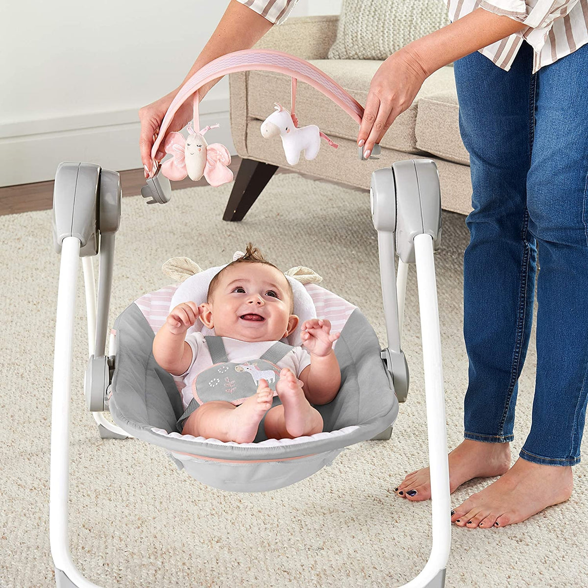 Ingenuity Leagan portabil Comfort 2 Go Flora the Unicorn