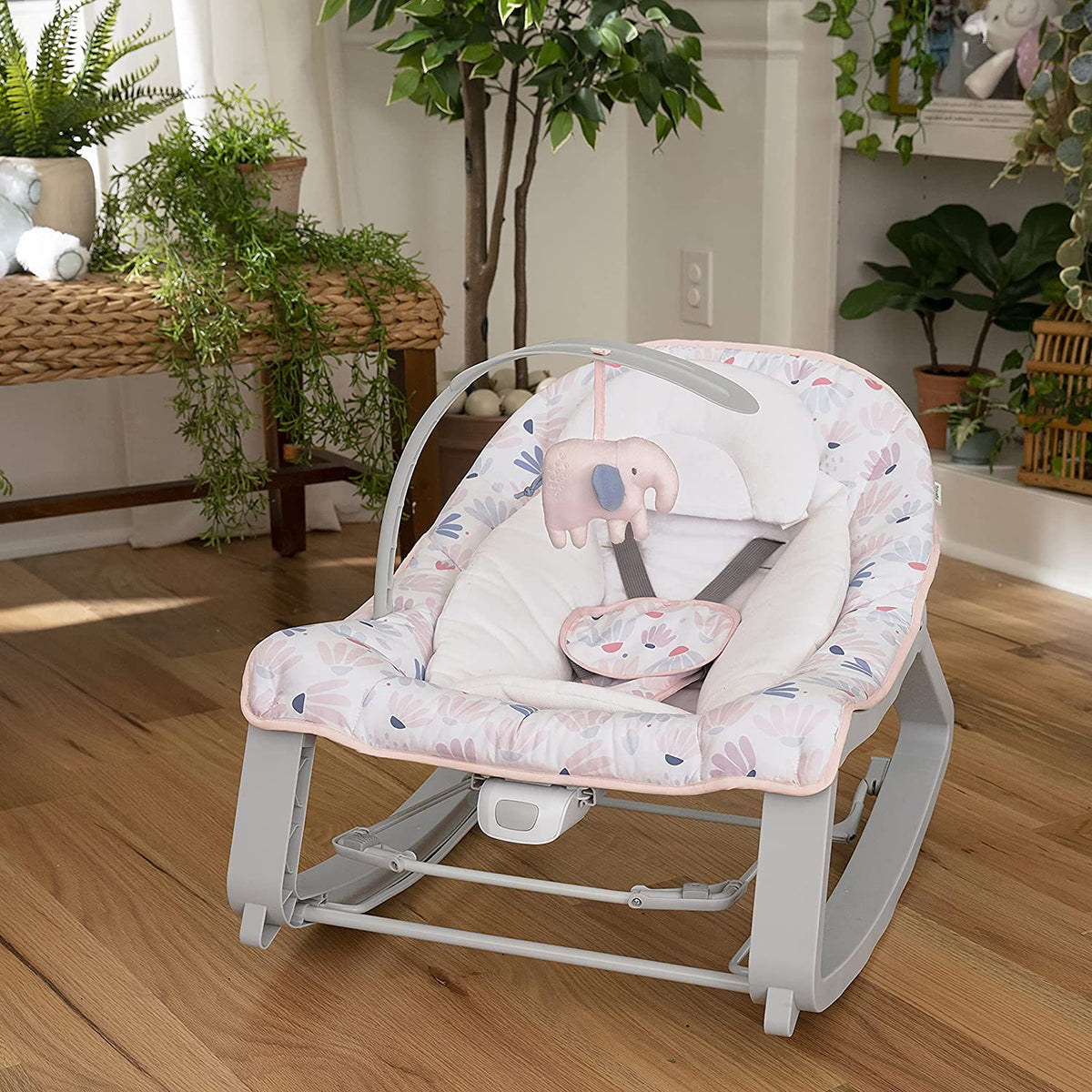 Ingenuity Leagan si balansoar Cozy 3 in 1 cu vibratii