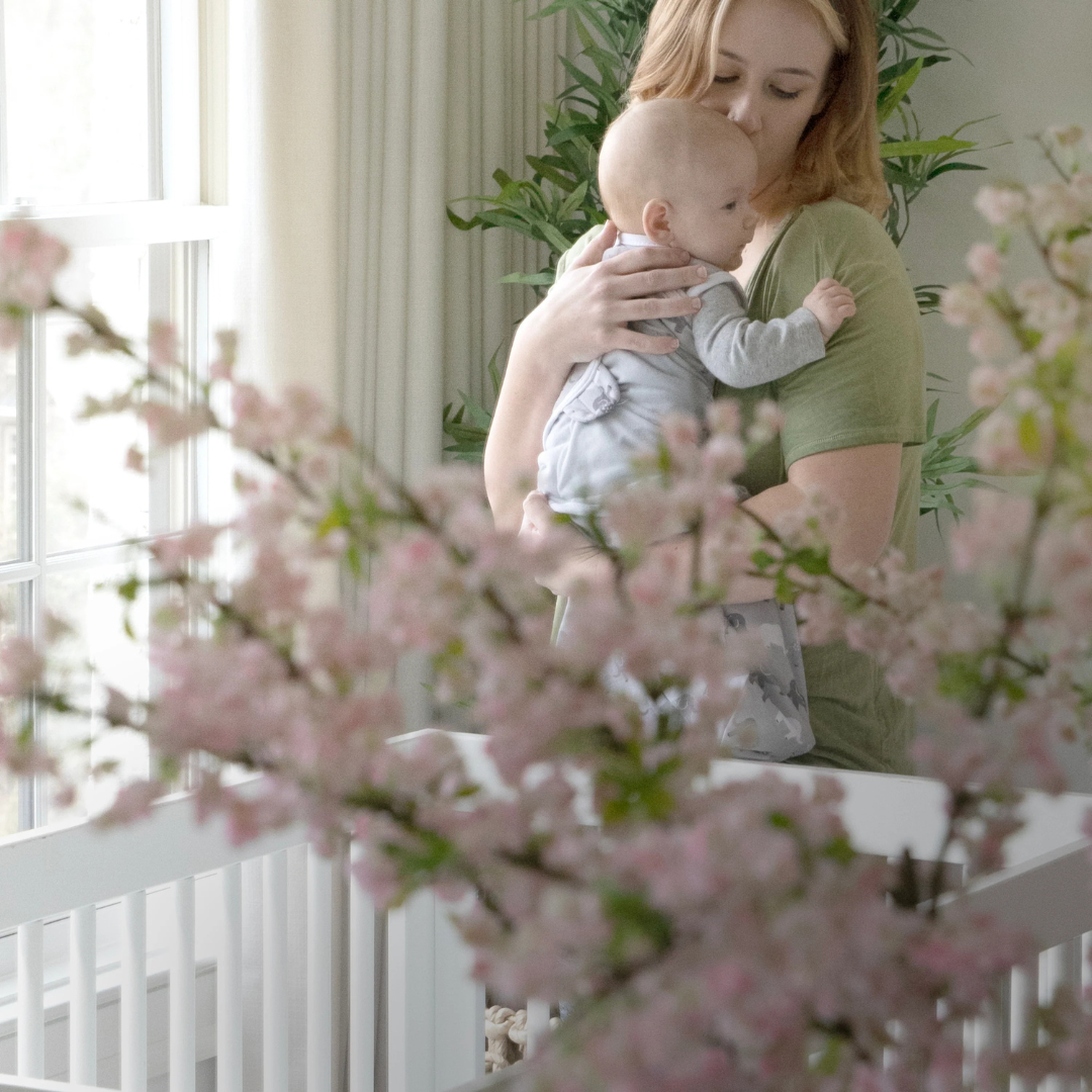 Ingenuity - Sistem de infasare Swaddle Me 0-3 luni, colectia Monogram, Scribble Elephant