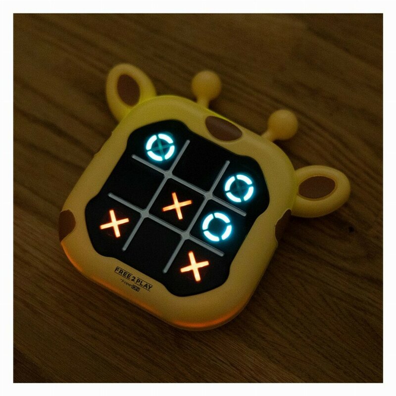 Joc electronic 2 in 1, Free2Play, X si 0, Design girafa, 3 ani +