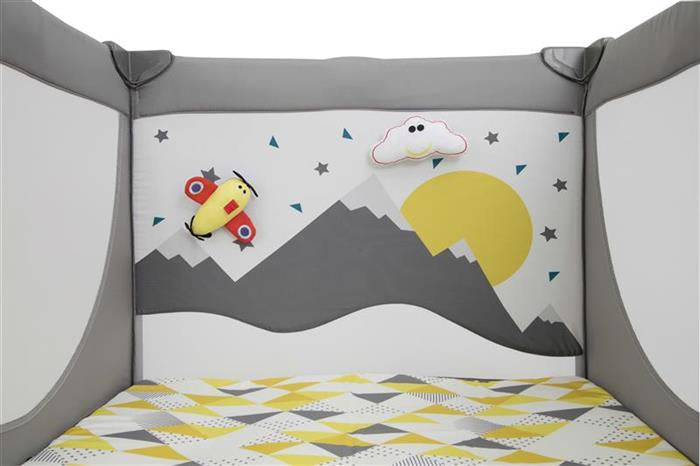 Tarc de joaca si patut cu un nivel Joie Cheer Little Explorer