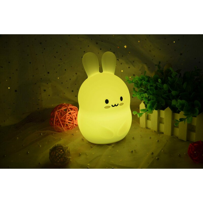 Lampa de veghe, FreeON, Silicon moale, Cu telecomanda si cablu USB, Cu 9 culori diferite si cronometru, Bear