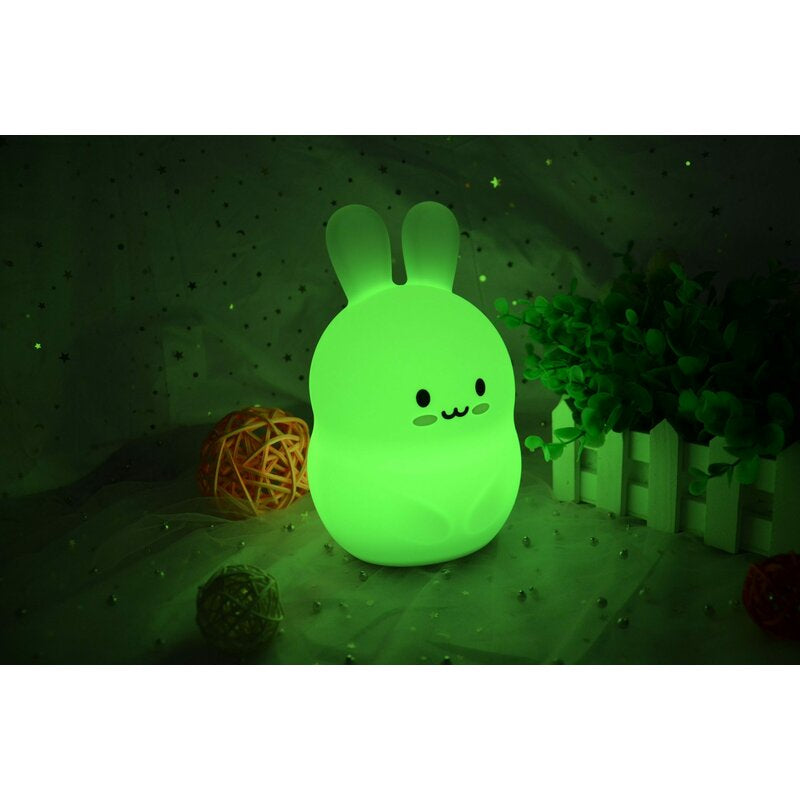 Lampa de veghe, FreeON, Silicon moale, Cu telecomanda si cablu USB, Cu 9 culori diferite si cronometru, Bear