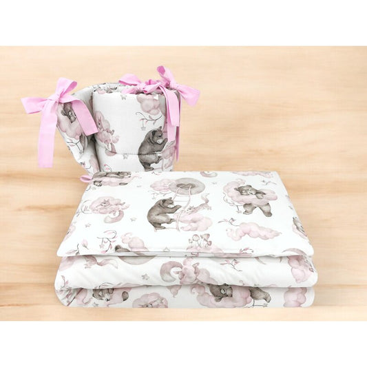 Lenjerie patut 3 piese, Qmini, Pentru patut 120x60 cm, Cu protectie laterala, Din bumbac certificat Oeko Tex Standard 100, Teddy Bear and Friends Pink
