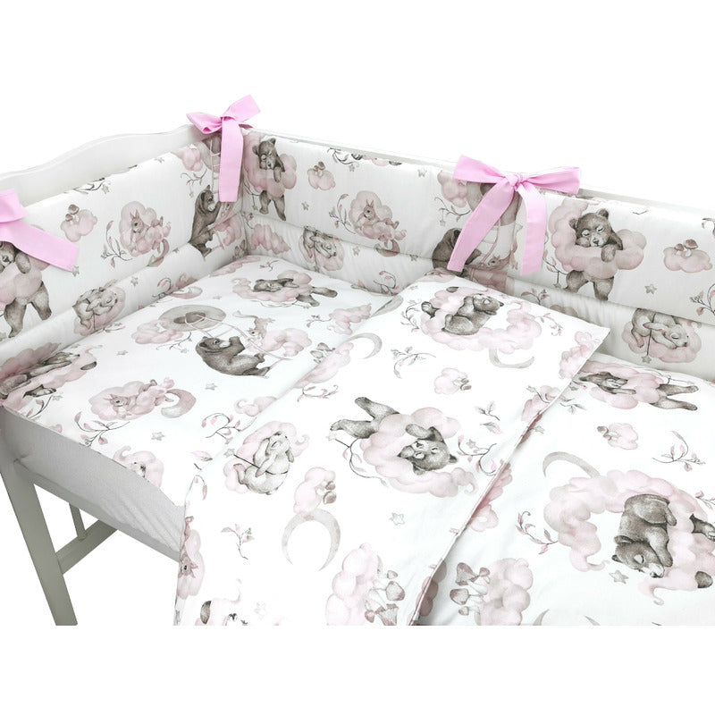 Lenjerie patut 3 piese, Qmini, Pentru patut 140x70 cm, Cu protectie laterala, Din bumbac certificat Oeko Tex Standard 100, Teddy Bear and Friends Pink