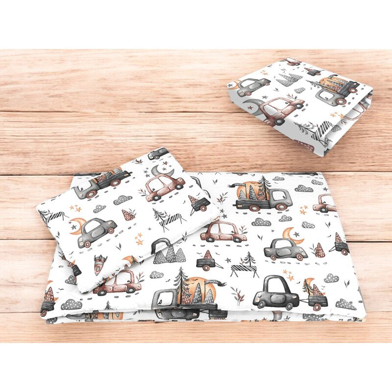 Lenjerie patut cu 3 piese, MimiNu, Cu cearceaf 120x60 cm, Pilota, Pernuta, Din bumbac certificat Oeko Tex Standard 100, Design, Cars Grey