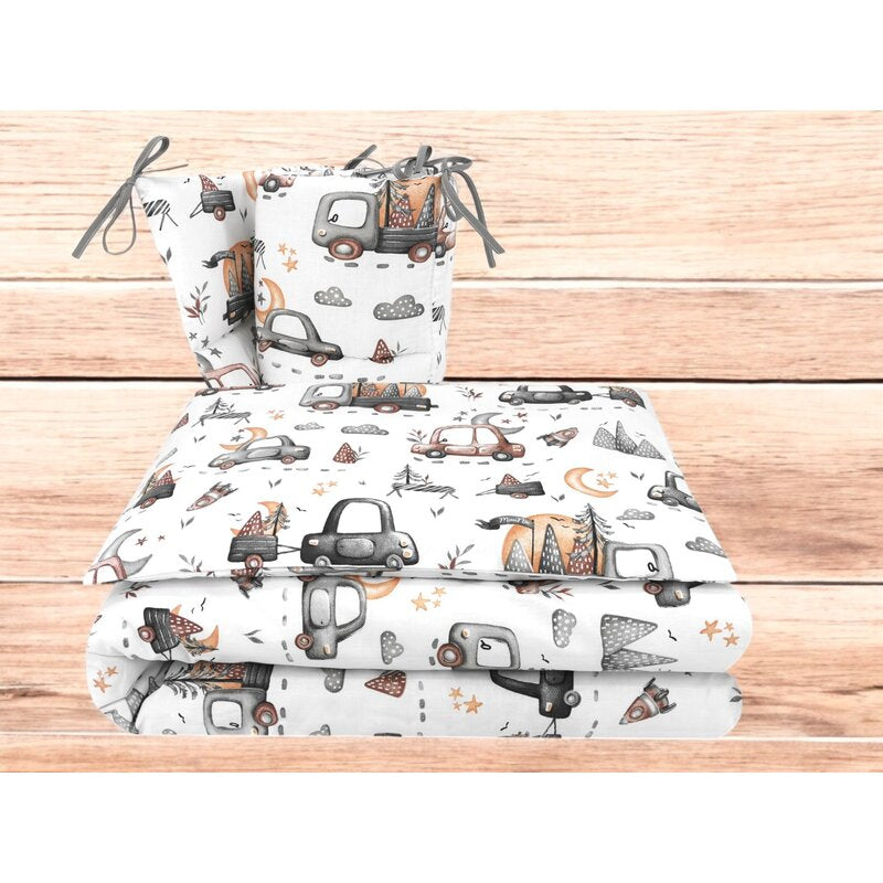 Lenjerie patut cu 3 piese, MimiNu, Pentru patut 120x60 cm, Cu protectie laterala, Din bumbac certificat Oeko Tex Standard 100, Design, Cars Grey