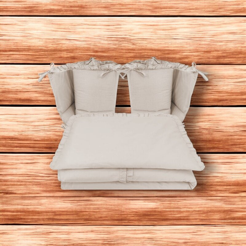 Lenjerie patut cu 4 piese, MimiNu, Pentru patut 120x60 cm, Cu doua protectii laterale, Cu volanase, Din bumbac certificat Oeko Tex Standard 100, Colectia Royal, Beige