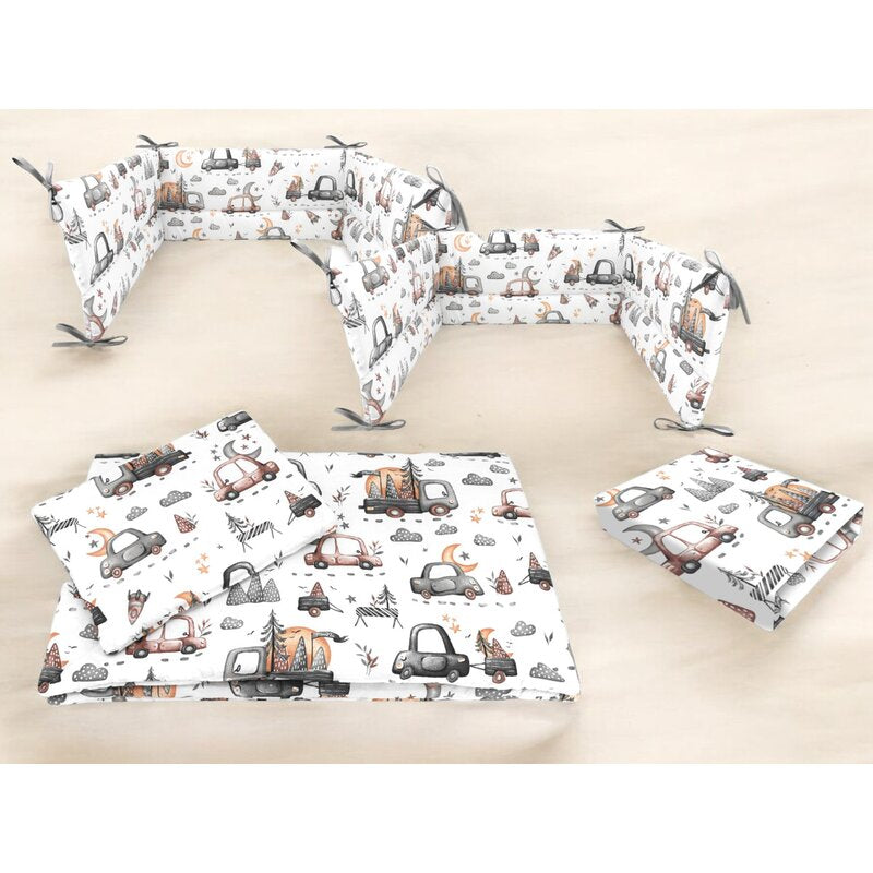 Lenjerie patut cu 5 piese, MimiNu, Cu cearceaf 120x60 cm, Pilota, Pernuta, 2 aparatori, Din bumbac certificat Oeko Tex Standard 100, Cars Grey