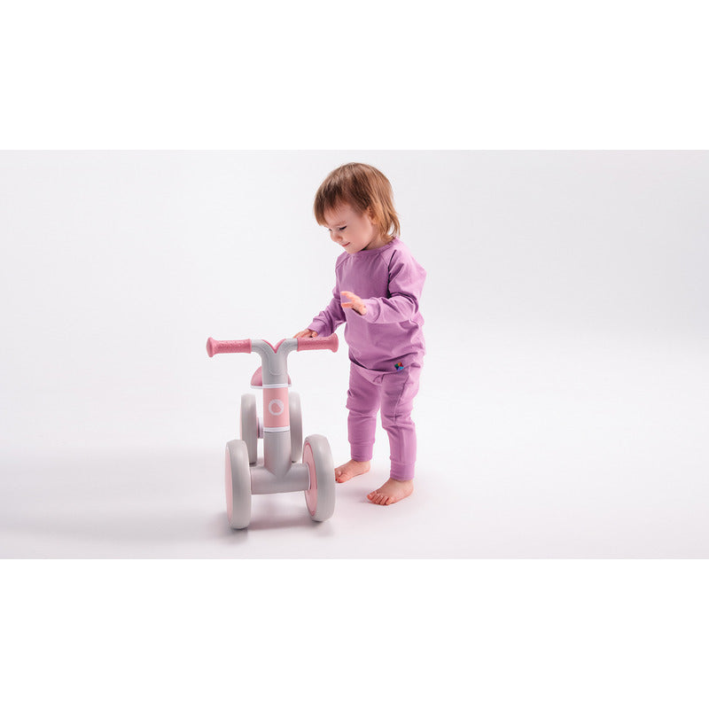 Bicicleta fara pedale, Lionelo, Villy, Cu 4 roti, Din spuma EVA si TPR, Stabila, Manere moi, antiderapante, 12- 36 luni, Sustine pana la 30 kg, Certificata EN 71-1:2014, EN 71-2:2011, EN 71-3:2019, Verde turcoaz