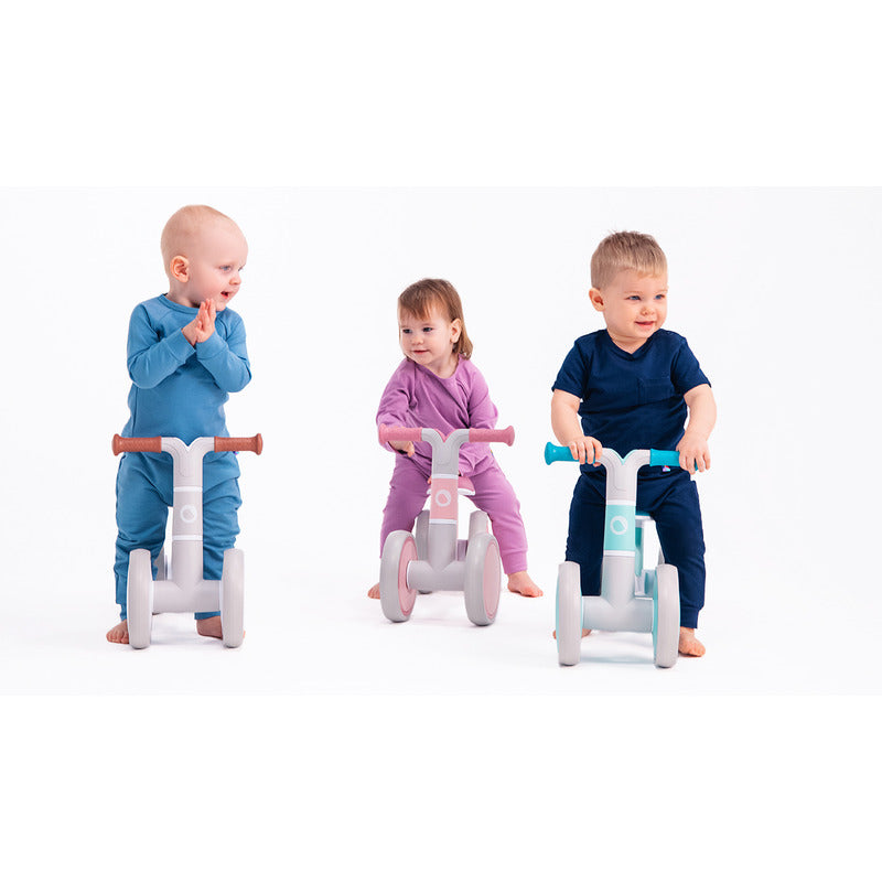 Bicicleta fara pedale, Lionelo, Villy, Cu 4 roti, Din spuma EVA si TPR, Stabila, Manere moi, antiderapante, 12- 36 luni, Sustine pana la 30 kg, Certificata EN 71-1:2014, EN 71-2:2011, EN 71-3:2019, Verde turcoaz