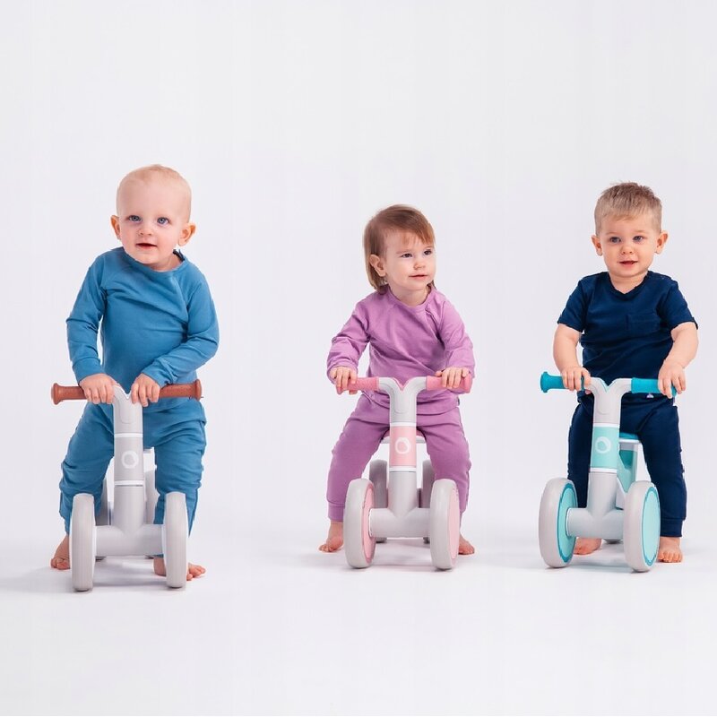 Bicicleta fara pedale, Lionelo, Villy, Cu 4 roti, Din spuma EVA si TPR, Stabila, Manere moi, antiderapante, 12- 36 luni, Sustine pana la 30 kg, Certificata EN 71-1:2014, EN 71-2:2011, EN 71-3:2019, Bej