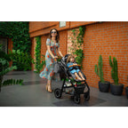 Carucior 3 in 1, Lionelo, Amber, Cadru aluminiu, Cu landou intarit si salteluta moale, Cu scoica auto testata ADAC, Reversibil, Cu accesorii, Geanta parinti, Pana la 22 kg, Gri Inchis