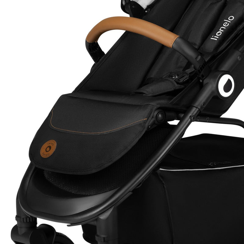 Carucior sport, Lionelo, Natt, De la nastere, Cu accesorii si capotina XXL reglabila, 0 - 22 kg, Conform cu standardele europene de securitate EN1888-1, EN1888-2, Negru Onyx