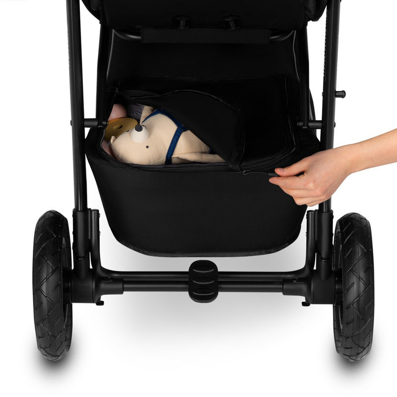 Carucior sport, Lionelo, Natt, De la nastere, Cu accesorii si capotina XXL reglabila, 0 - 22 kg, Conform cu standardele europene de securitate EN1888-1, EN1888-2, Negru Onyx