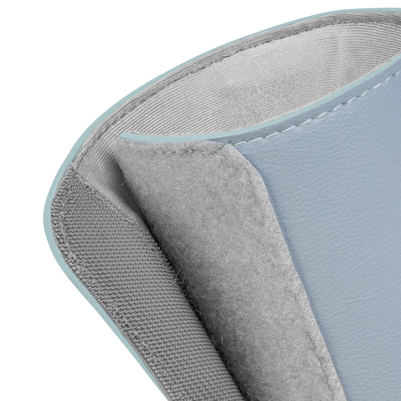 Incalzitor biberoane, Lionelo, ThermUp Go Plus, Portabil, Cu aspect elegant, Temperatura constanta pana la 24 h, Incarcare USB, Albastru deschis