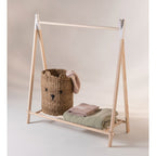Păturică Lionelo Bamboo Blanket Grey – imagine ambientală cu leagăn