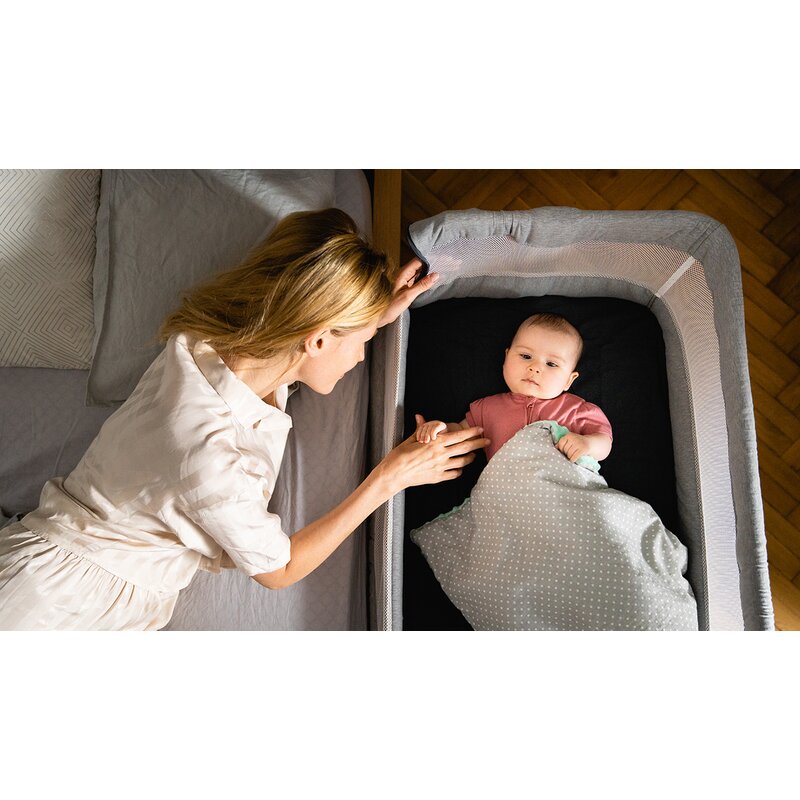 Patut co-sleeper, Lionelo, Leonie, Cu sistem de leganare, Cu setare unghiulara, Reglabil in 5 pozitii pe inaltime, Conform cu standardele europeane de securitate EN1130 si EN16890, Grey Stone