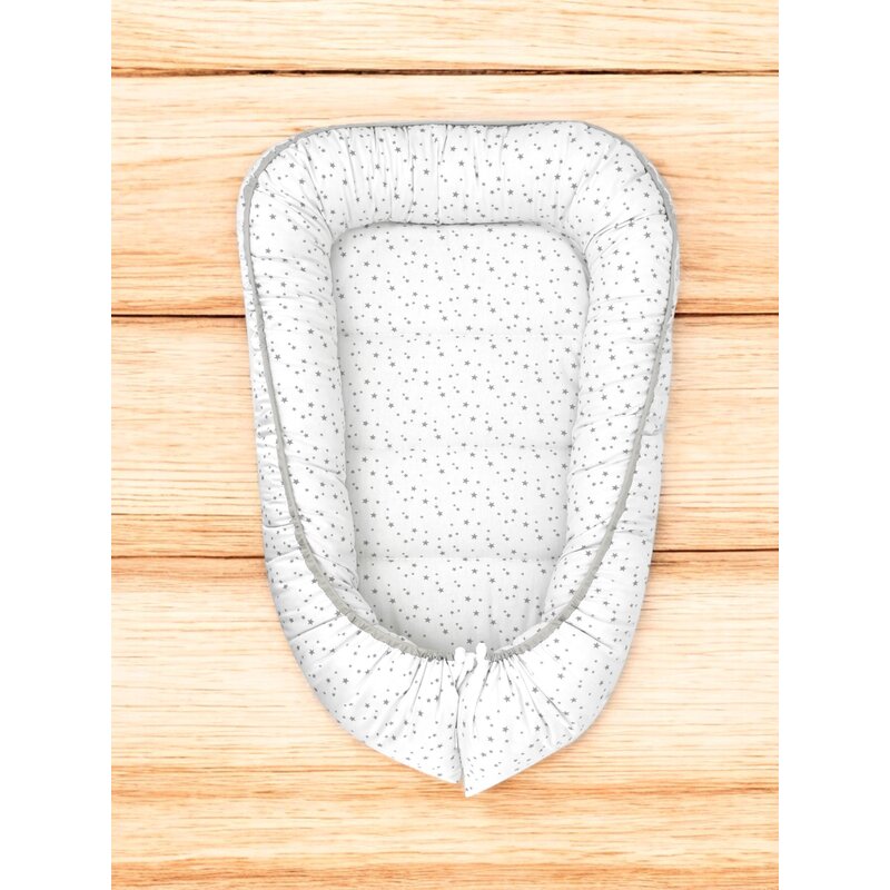 Cosulet bebelus, MimiNu, Pentru dormit, Baby Cocoon 75x55 cm, Husa 100% bumbac, Din bumbac certificat Oeko Tex Standard 100, Mini Gray Stars