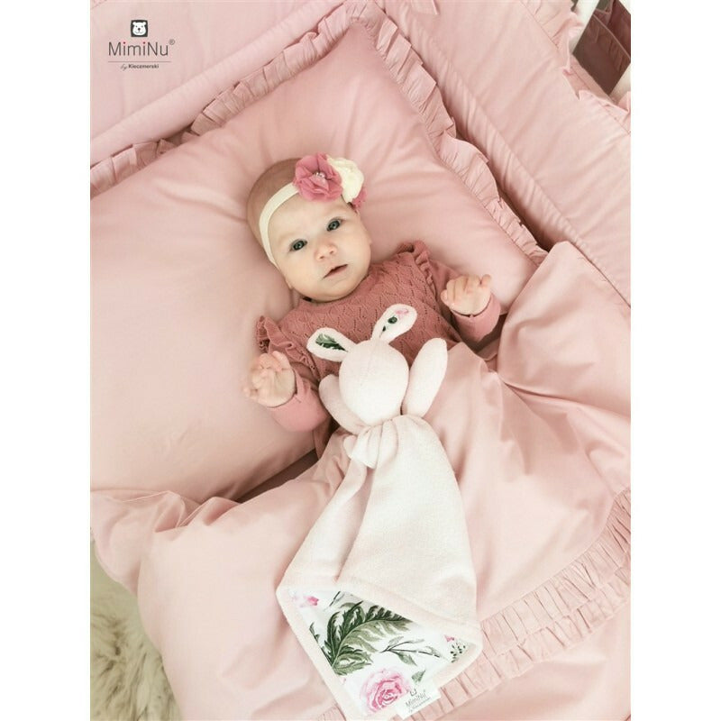 Lenjerie patut cu 4 piese, MimiNu, Pentru patut 120x60 cm, Cu doua protectii laterale, Cu volanase, Din bumbac certificat Oeko Tex Standard 100, Colectia Royal, Powder Pink