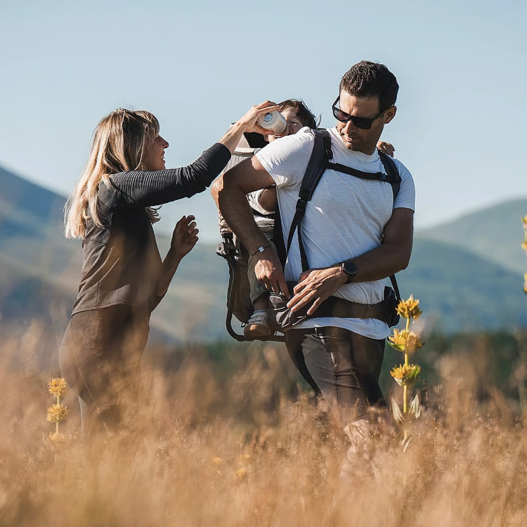Port-bebe pentru drumetii Moov and Hike+ Dune Babymoov
