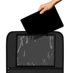Organizator auto Lionelo SeatOrganizer Negru – introducerea tabletei în buzunar
