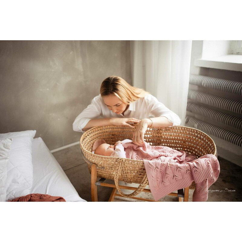 Paturica, Bocioland, Milano, Pentru copii, Moale, Din bambus si bumbac, Cu proprietati de termoreglare, Antialergica si antibacteriana, Dimensiune mare 80 x 100 cm, Pink