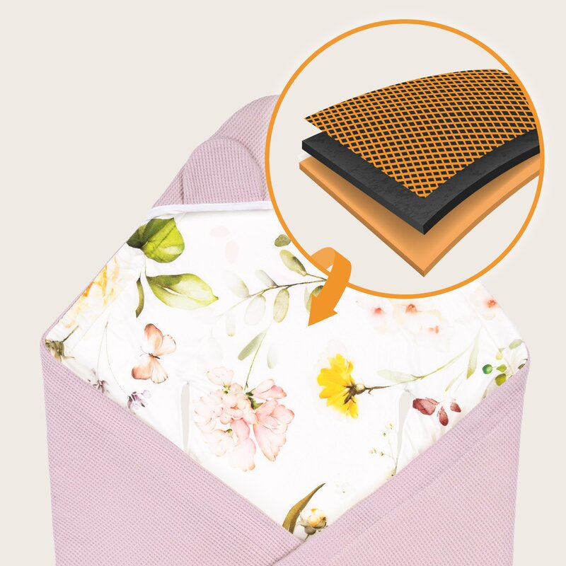 Paturica de infasat, Lionelo, Pentru scoica auto, carucior si landou, Cu multiple utilizari, Cu inchidere arici velcro, Dimensiune 90x90 cm, Din bumbac, TOG 2.5, 12-18 luni, Roz