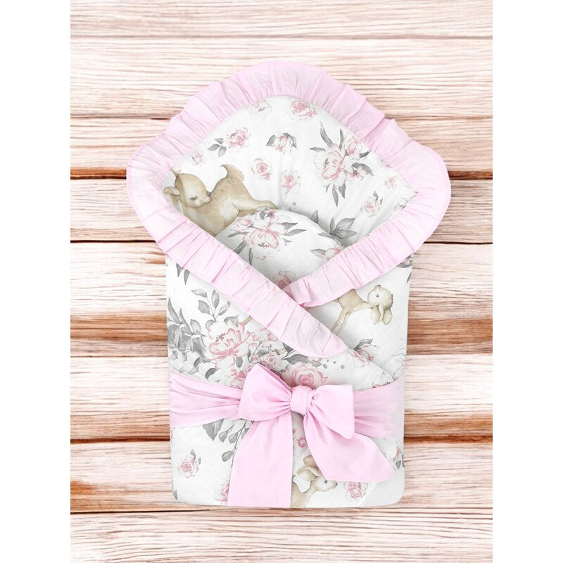 Paturica de infasat, MimiNu, Multifunctionala, Cu volanase, Cu inchidere cu panglica si arici velcro, Dimensiune 75x75 cm, Din bumbac certificat Oeko Tex Standard 100, Sweet Deer Pink/Pink